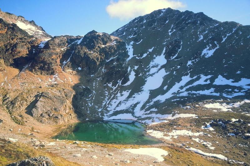 laguna-turquesa-cerro-carbajal-trekking-1