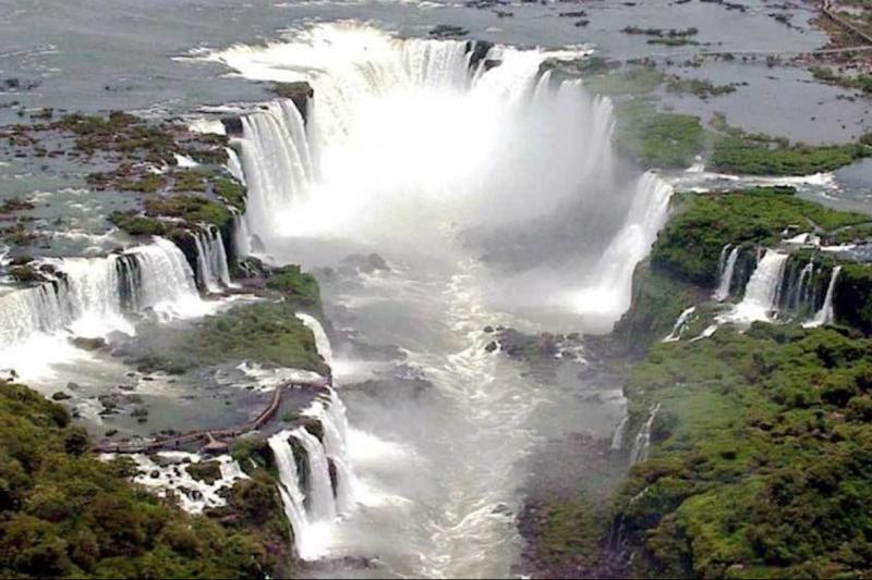 small-group-iguazu-falls-brazilian-side-6