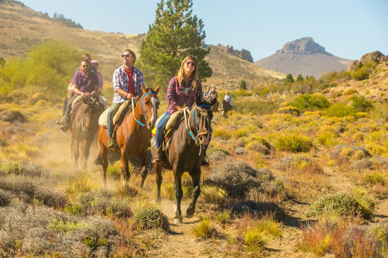 half-day-horseback-riding-tour-1