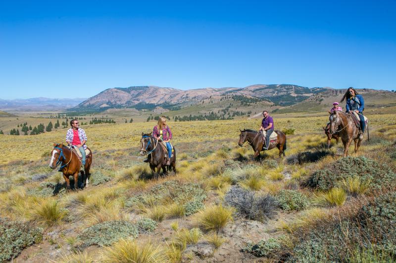 half-day-horseback-riding-tour-5