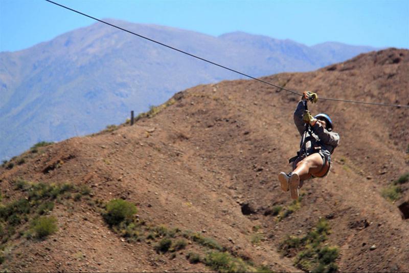 zip-line-adrenaline-in-mendoza-5