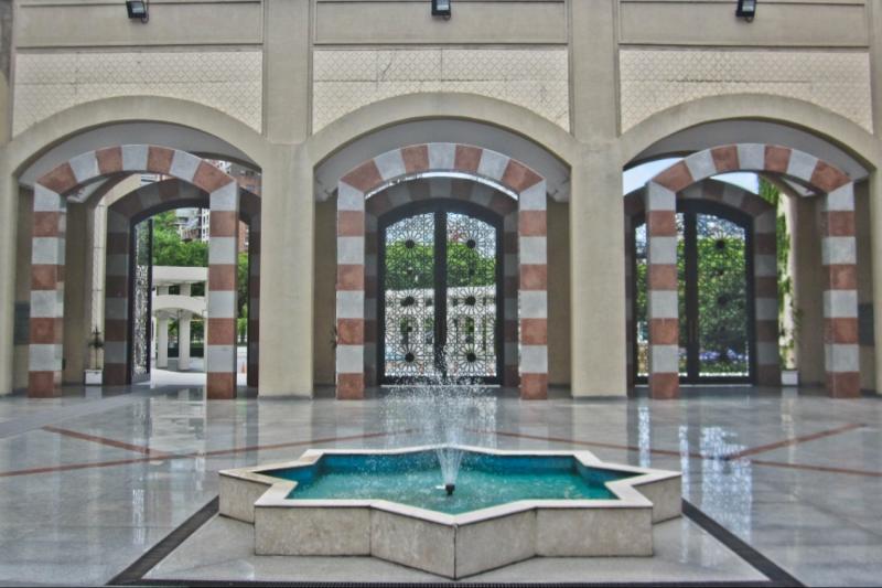 personalities-of-buenos-aires-evita-and-borges-3