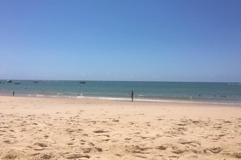 praia-do-forte-guarajuba-beach-day-trip-3