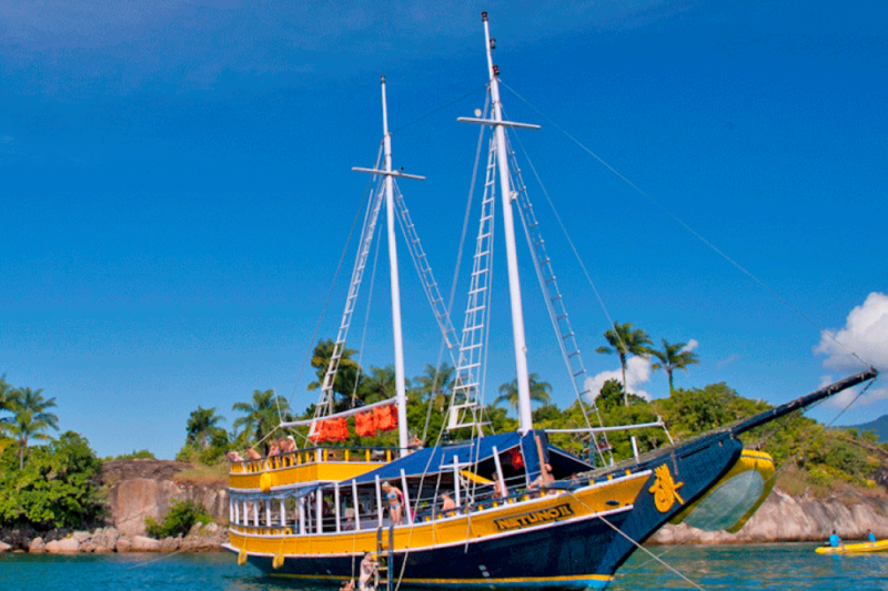 paratys-paradisac-islands-boat-tour-1