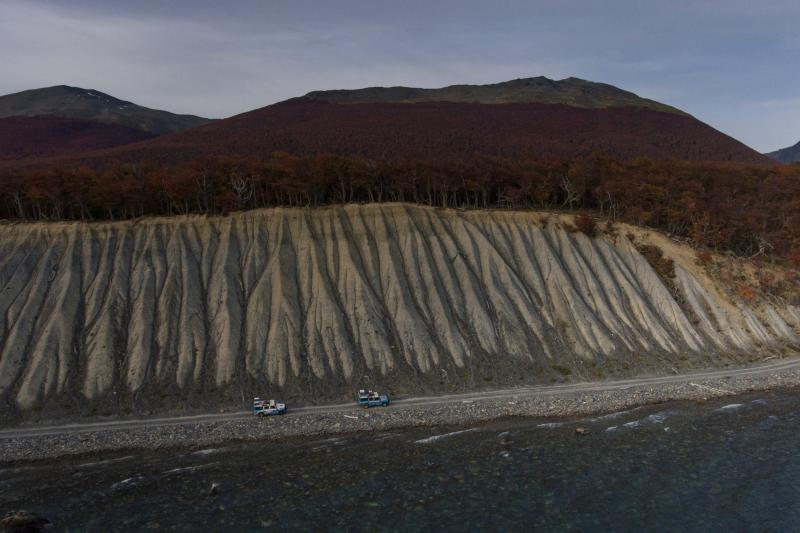 lakes-off-road-from-ushuaia-4