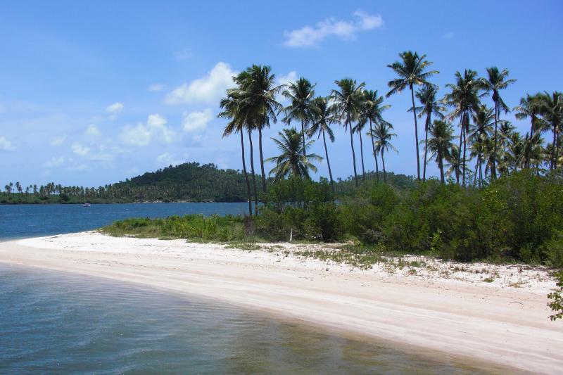 tour-to-carneiros-beach-with-catamaran-ride-5