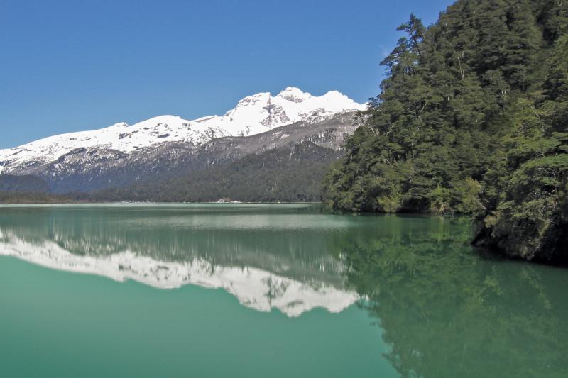 lake-crossing-to-chile-from-bariloche-3