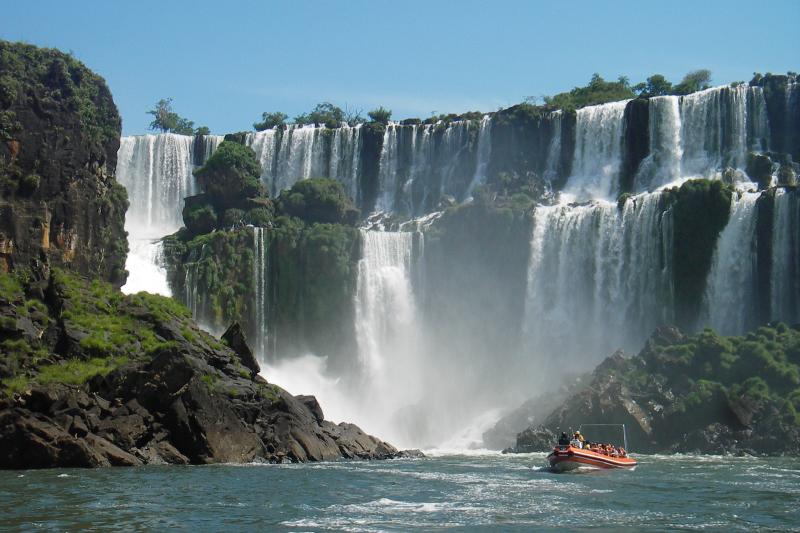 iguazu-falls-great-adventure-private-day-trip-1