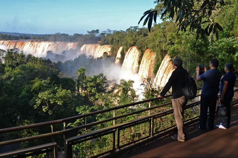 argentina-iguazu-falls-tour-boat-ride-5