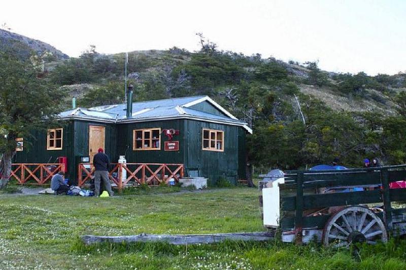 express-w-circuit-in-torres-del-paine-3