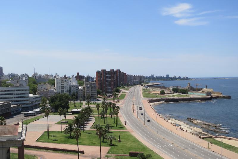 montevideo-complete-city-tour-3