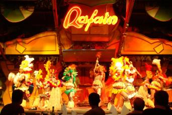 Dinner & Show at Rafain Cataratas in Iguazu