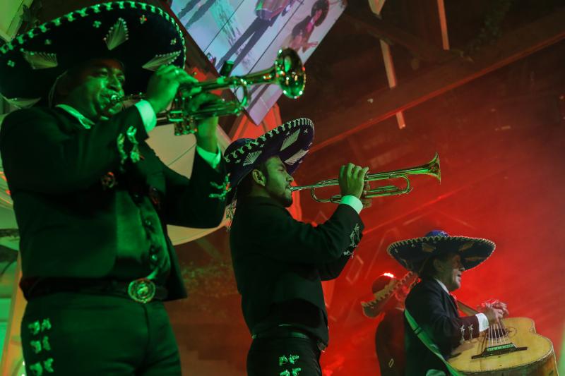 dinner-show-at-rafain-cataratas-in-iguazu-4
