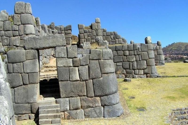 cusco-city-tour-and-4-nearby-ruins-2