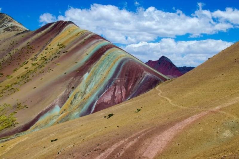 vinicunca-rainbow-mountain-5
