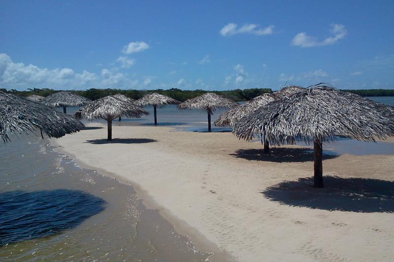 tour-to-croa-gore-and-namorados-island-1