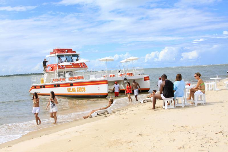 tour-to-croa-gore-and-namorados-island-5