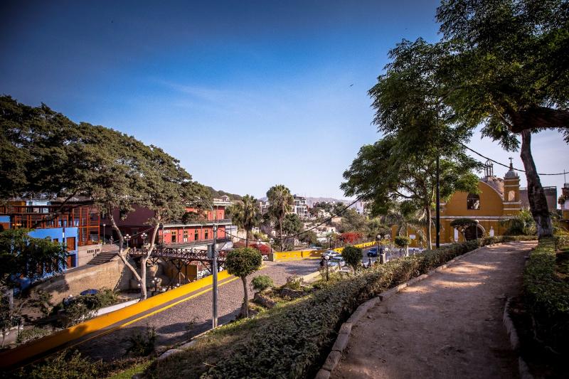 tour-to-barranco-and-temple-of-pachacamac-8