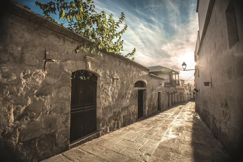 arequipa-city-tour-and-santa-catalina-monastery-2