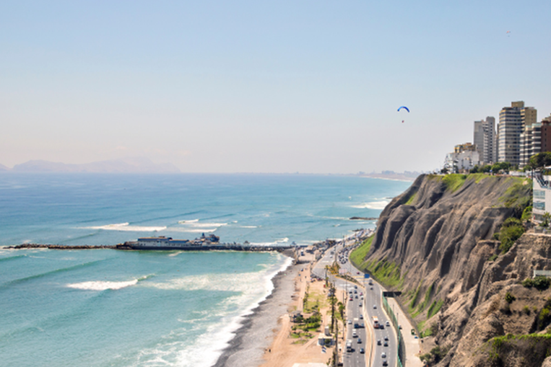 bike-tour-and-surf-lessons-in-lima-9