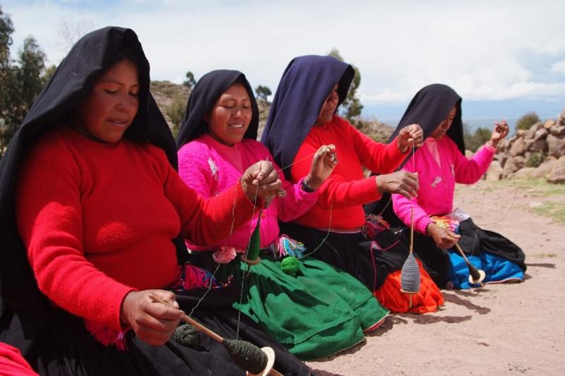 2-day-tour-lake-titicaca-uros-amantani-taquile-5