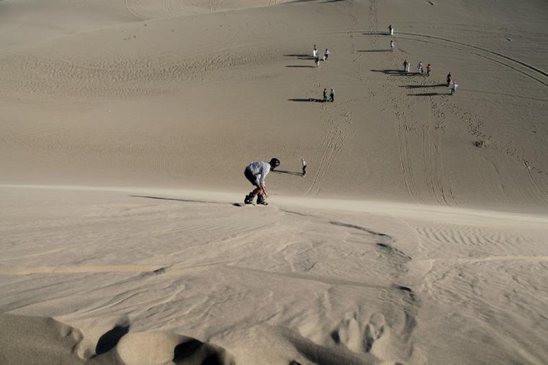dune-buggy-and-sandboard-in-huacachina-ica-5