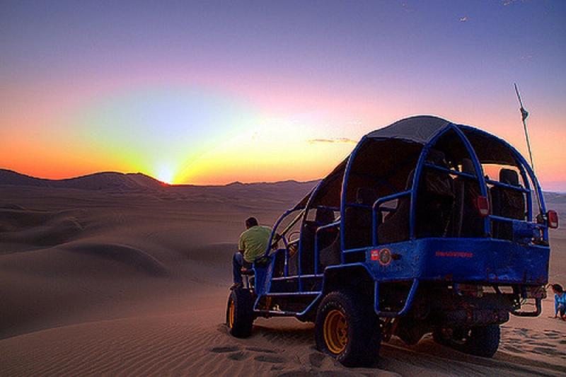 dune-buggy-and-sandboard-in-huacachina-ica-6