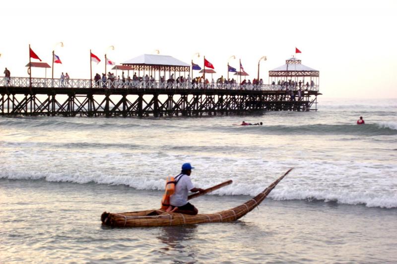 sun-moon-chan-chan-and-huanchaco-day-tour-6