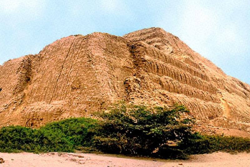 tucume-pyramids-royal-tombs-of-sipan-museum-4
