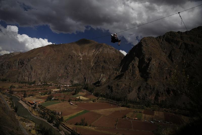 via-ferrata-zipline-with-box-lunch-7