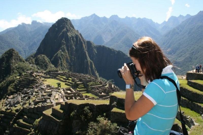 tour-to-machu-picchu-from-poroy-train-vistadome-3