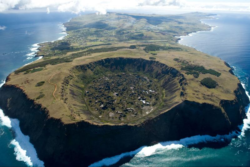 7-day-trip-santiago-and-easter-island-6