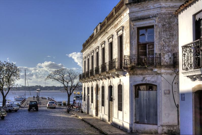 2-day-colonia-tour-from-buenos-aires-5