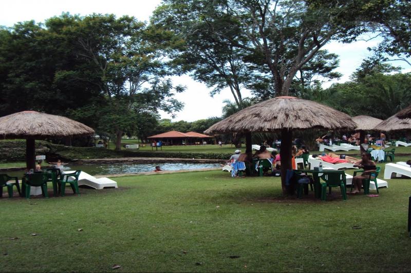 bathing-resort-sun-island-6
