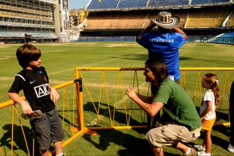 la-bombonera-stadium-tour-3