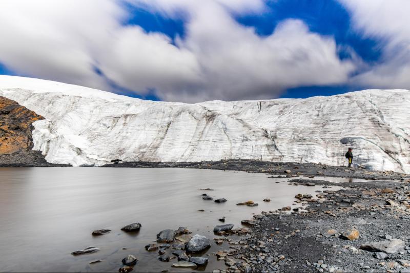 glacier-pastoruri-and-puya-raimondi-full-day-tour-1