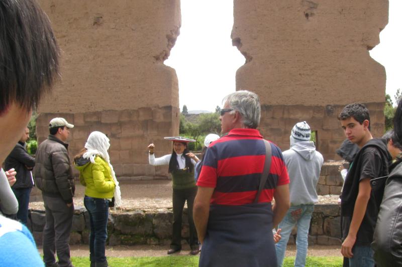 puno-cusco-bus-tour-with-lunch-7