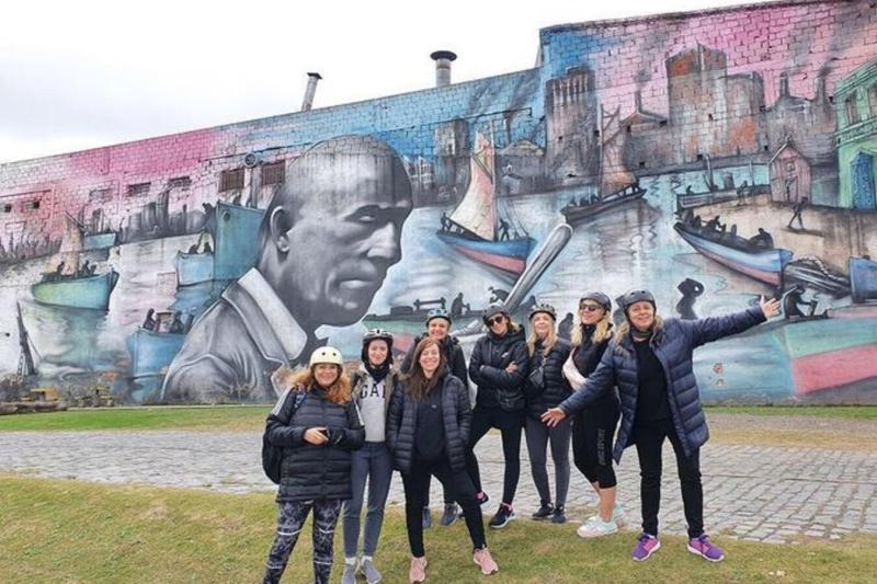 street-art-bike-tour-in-la-boca-and-barracas-2