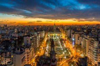 Buenos Aires Walking Tour and Palacio Barolo