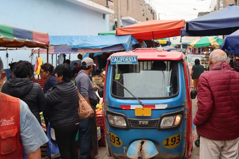 villa-el-salvador-shanty-town-tour-7