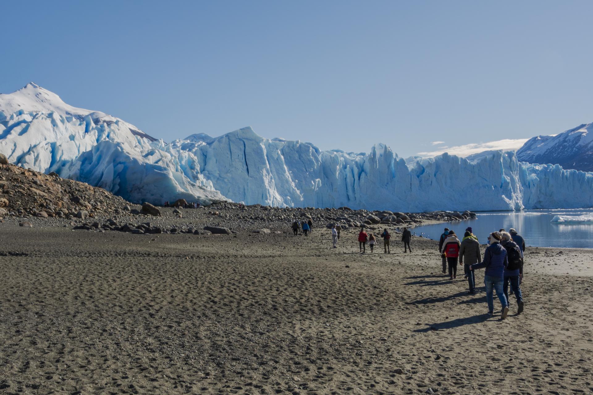 Perito Moreno Glacier with Navigation from El Calafate | Blue Safari