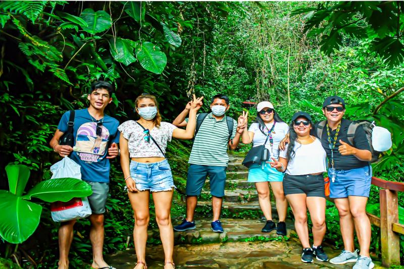 ahuashiyacu-waterfall-half-day-tour-4