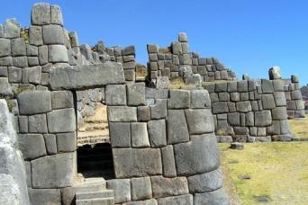 Cusco City Tour and 4 nearby ruins - No Tickets
