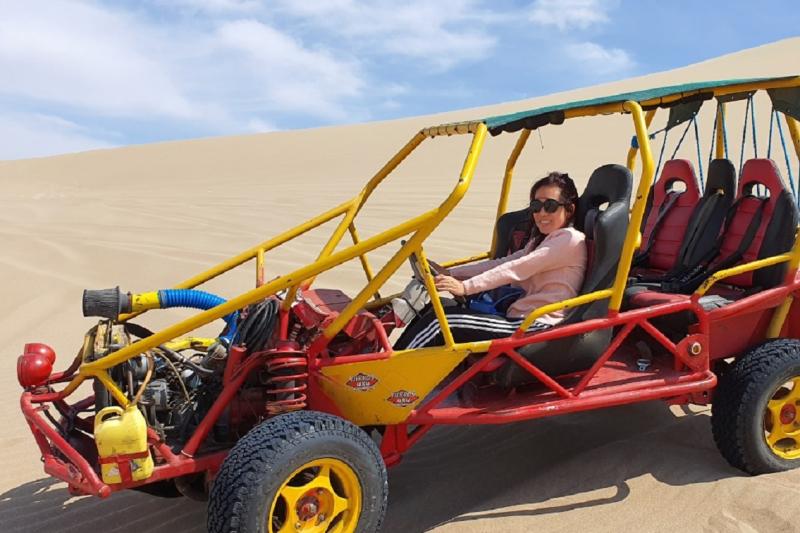 paracas-huacachina-oasis-full-day-tour-from-lima-3