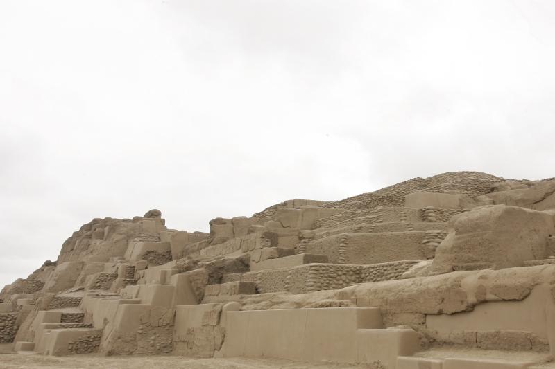 tour-to-huaca-pucllana-and-huaca-mateo-salado-6