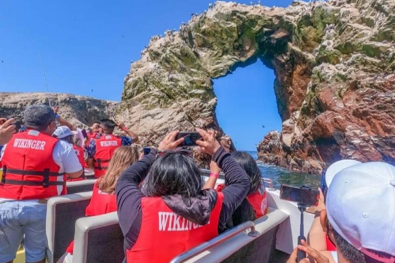 ballestas-islands-sightseeing-tour-without-transfe-2
