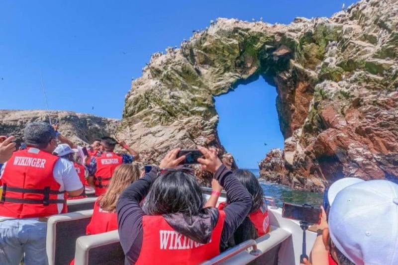 ballestas-island-and-paracas-national-reserve-from-3