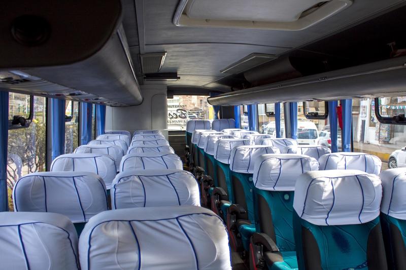 puno-bus-station-arrival-transfer-lake-hotels-5