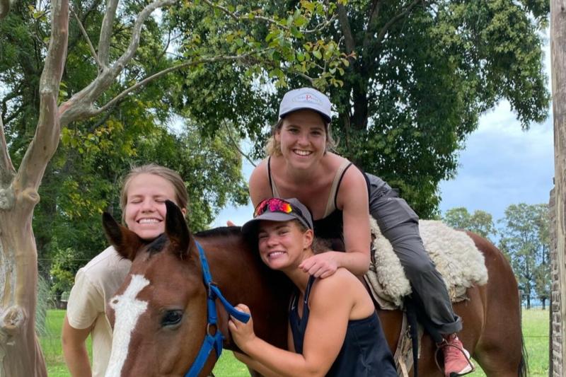 countryside-horseback-riding-tour-6