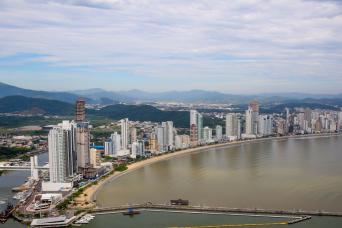 Tour to Balneario Camboriu and Unipraias Park